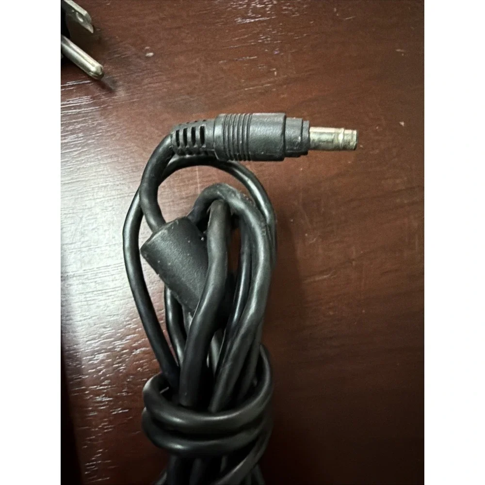 Genuine HP Company Charger HP PPP012L 18.5v 4.9A